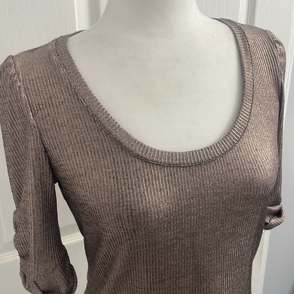 Maeve Gold Shimmer Blouse Short Puff Sleeve Ribbed Stretchy Fabric Size XS - Picture 2 of 12